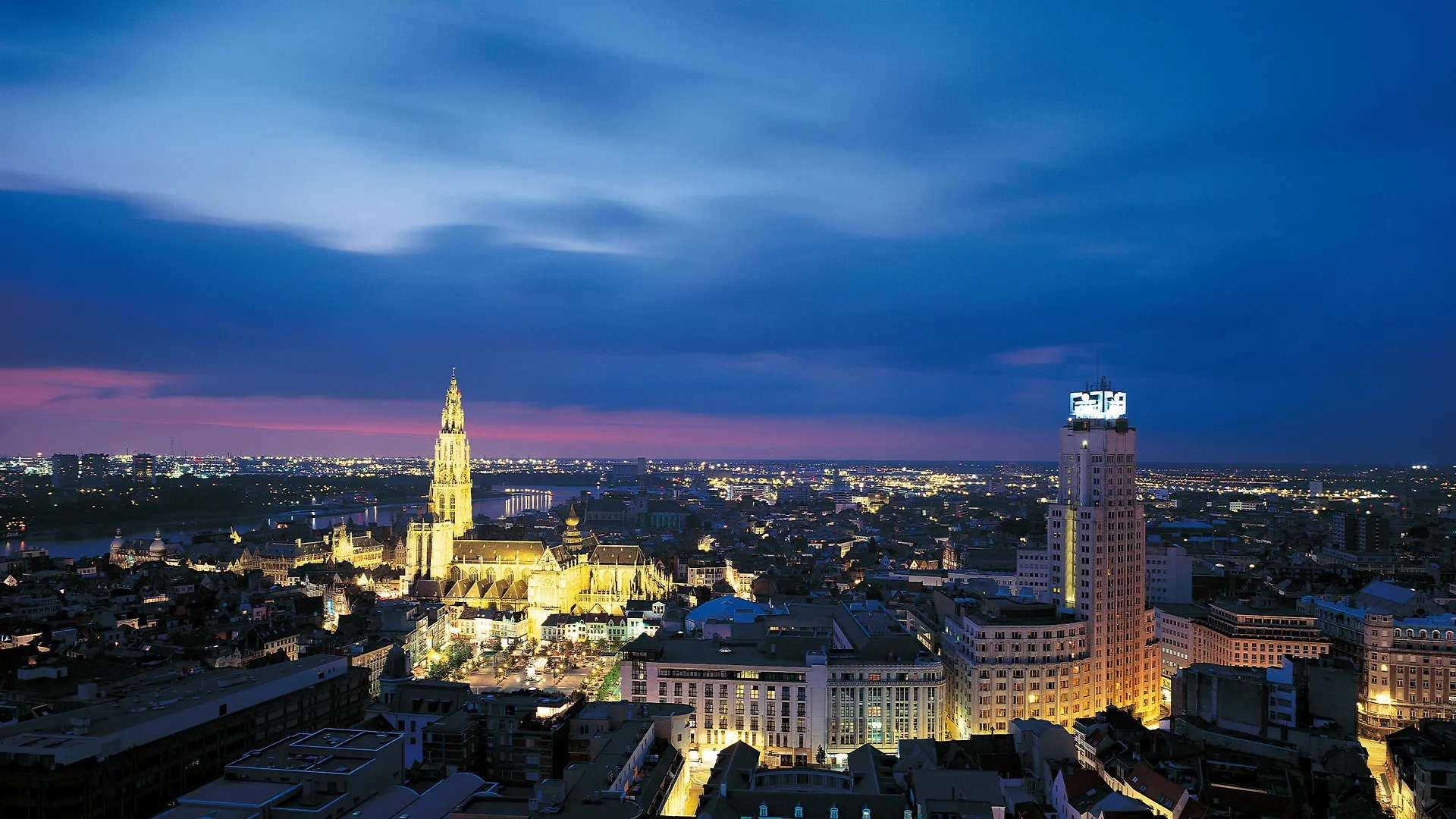 ****  Hotel Crowne Plaza Antwerpen By Ihg Belgio