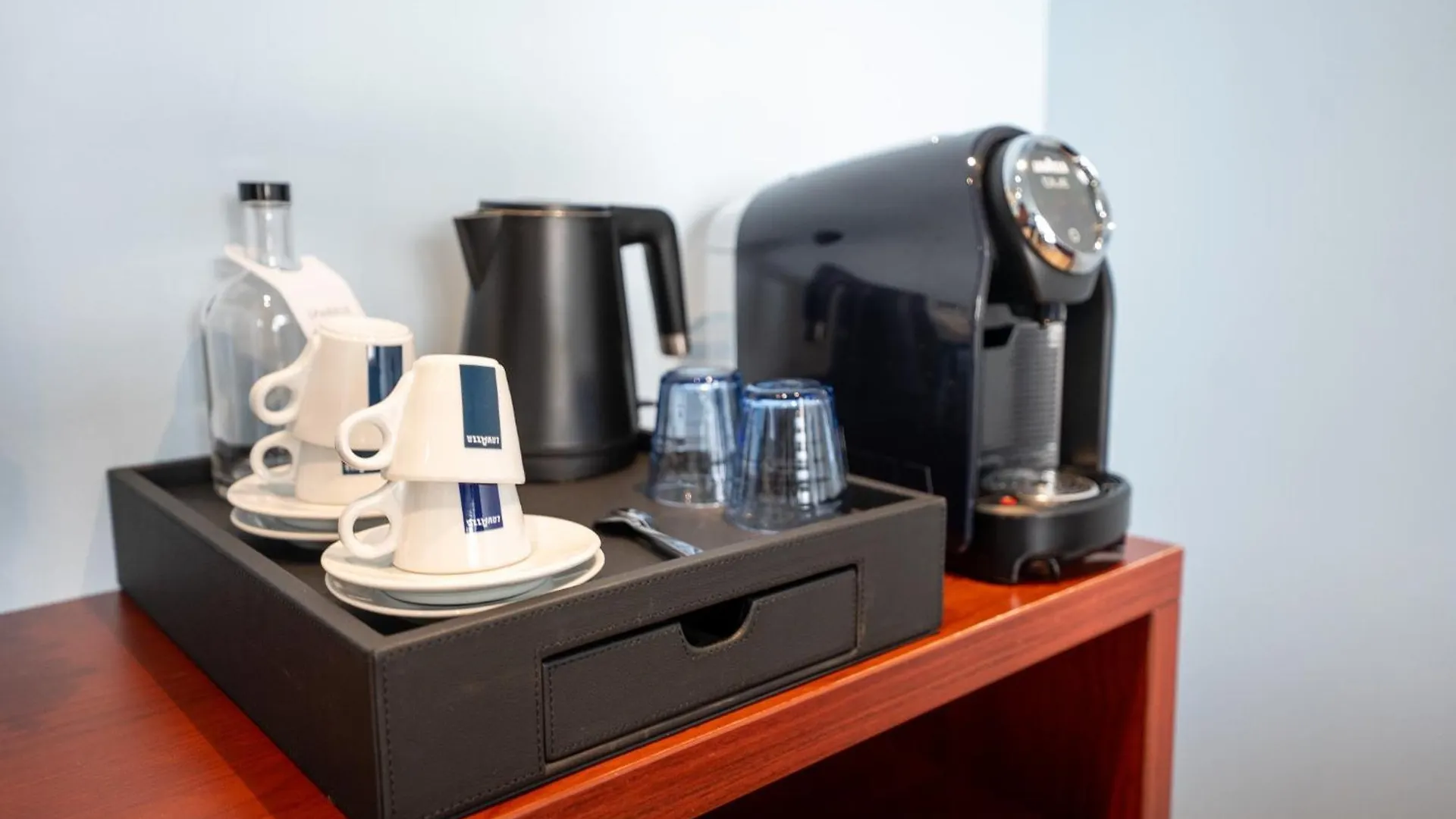 Crowne Plaza Antwerpen By Ihg Hotel 4*,
